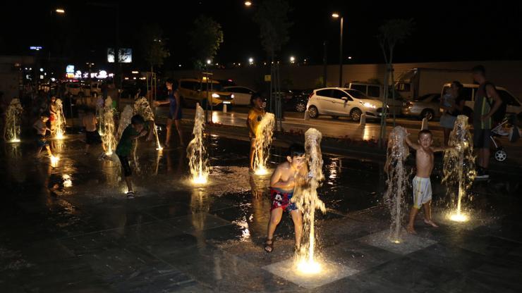 Sahil Antalya Yaşam Parkı büyülüyor