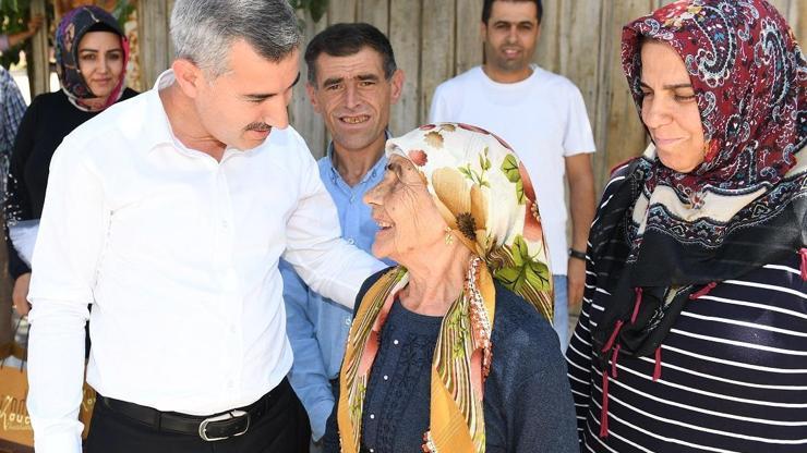 Evi yanan aileye belediyeden ev
