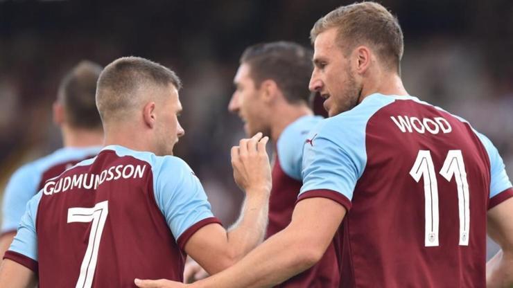 Başakşehirin rakibi Burnley oldu