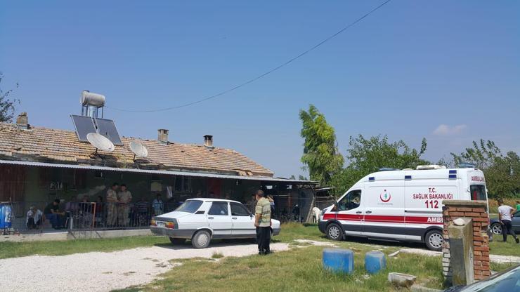 Eski muhtar, evinde öldürüldü