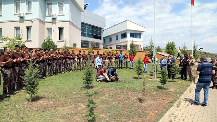 Bingölde şehitler için kurban kesildi