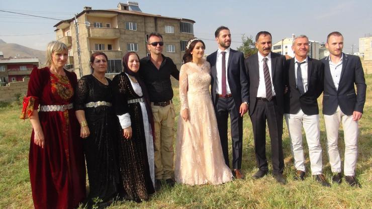 Yüksekova’ya Fransız gelin