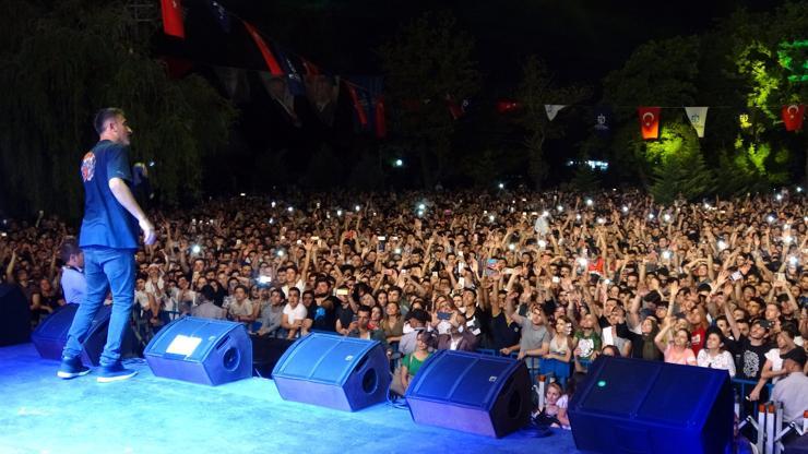 Sagopa Kajmer, Pişmaniye Festivalinde binlerce kişiyi coşturdu