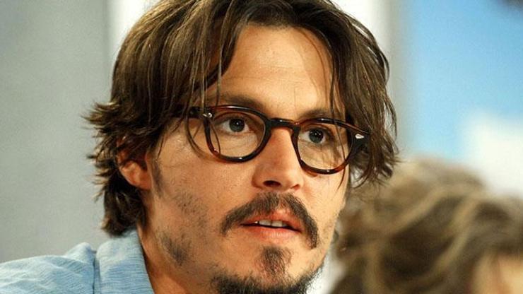 Johnny Depp dibi gördü