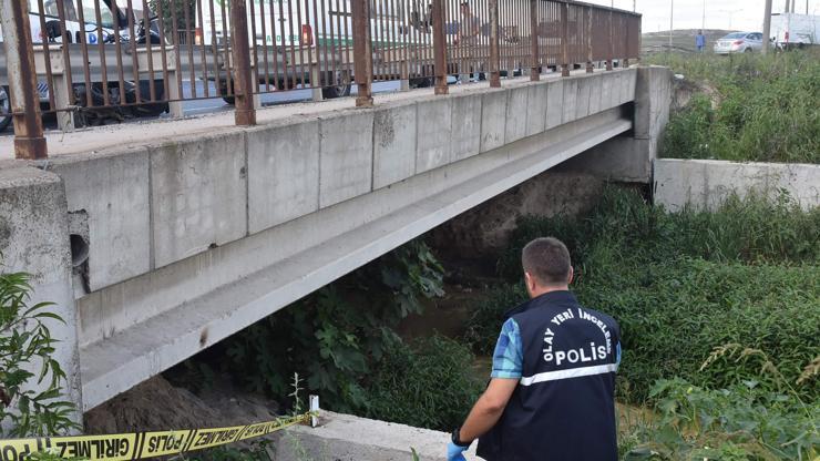 Köprü altındaki derede erkek cesedi bulundu