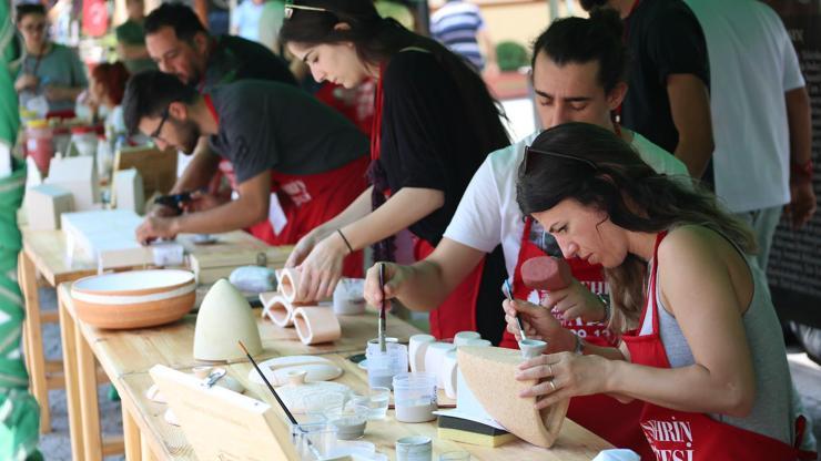 Eskişehirde seramik sanatçıları eserlerini pişirdi