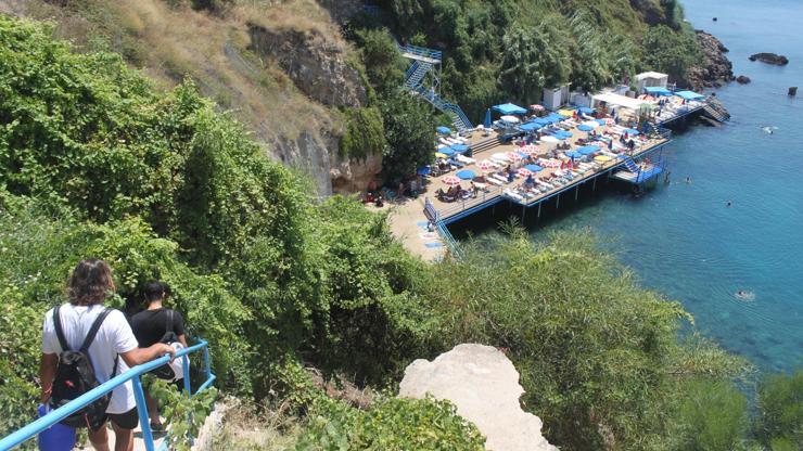 Tatilcilerin yeni gözde plajı: Konserve Koyu