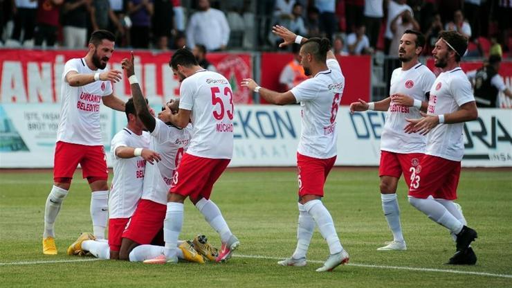 Ümraniyespor 2-1 Adanaspor / Maç Özeti