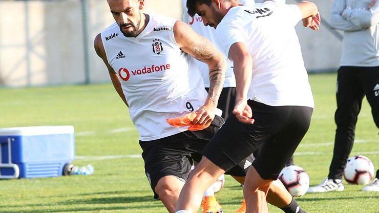 Beşiktaşta iki ayrı antrenman