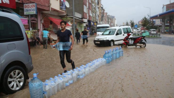 Oltuyu sağanak ve dolu vurdu