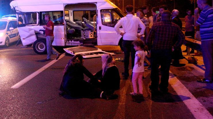 TIR minibüse arkadan çarptı: 13 yaralı