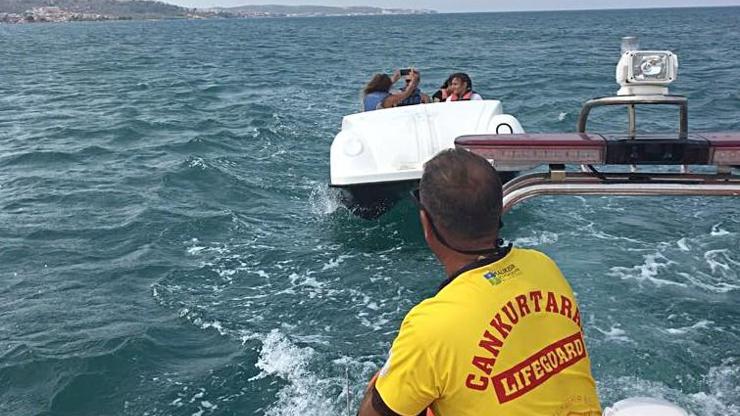 Deniz bisikletiyle açıldılar, ölümle burun buruna geldiler