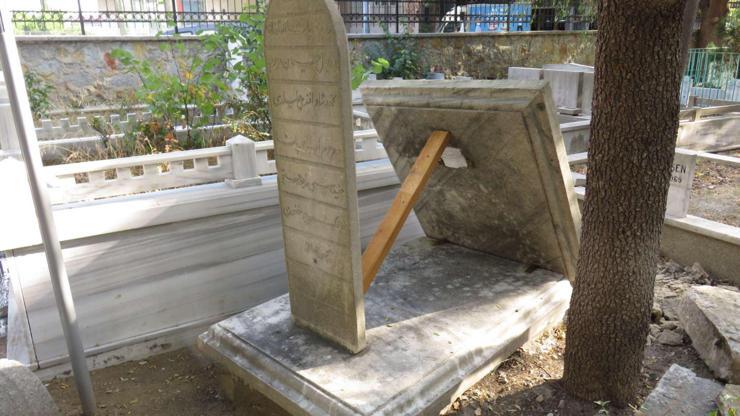 Mezarda kaçak kazı yapan 3 kişi yakalandı