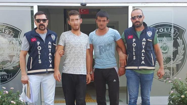 İşyerini soyan 2 hırsız yakalandı