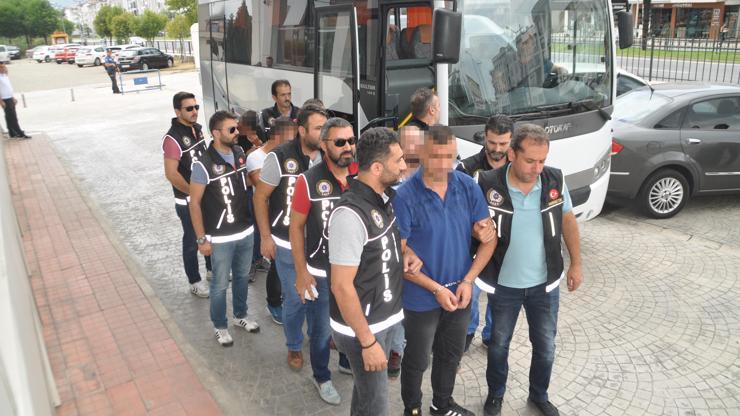 Uyuşturucu operasyonunu sızdıran muhtar tutuklandı