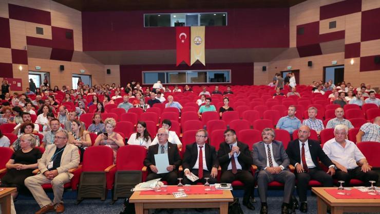 TÜ Rektörü Tabakoğlu: Üniversitemiz yüzünü Balkanlara çevirmiştir