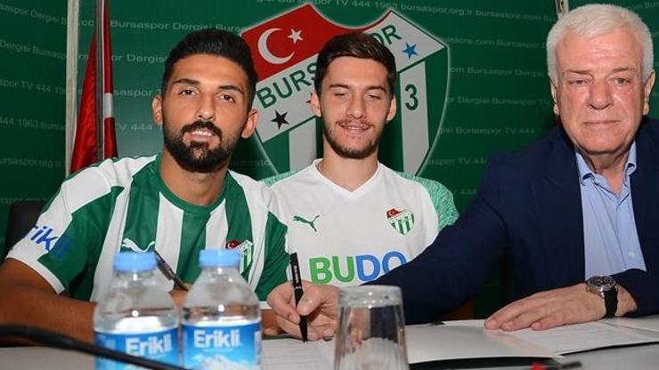 Bursaporun sol beki Umut Meraşın performansı dikkat çekti