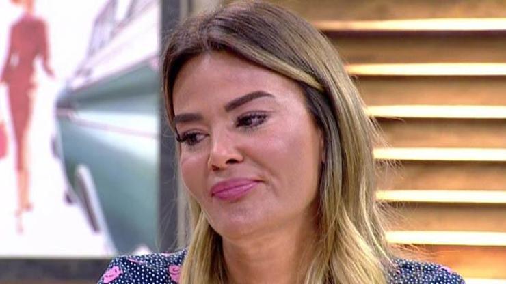 Özlem Yıldız canlı yayında gözyaşlarına boğuldu