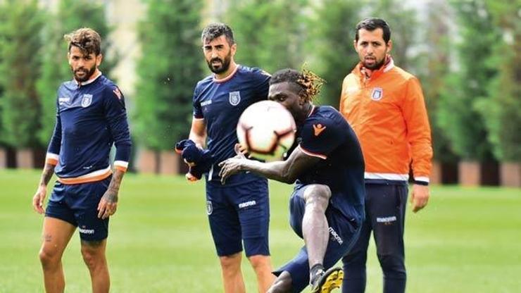 Başakşehir - Antalyaspor maçı muhtemel 11leri