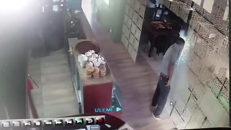 Kahve makinesi ve mikseri böyle çaldılar