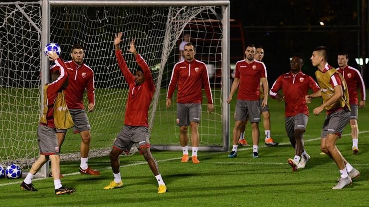 Kızılyıldız - Napoli maçı muhtemel 11leri