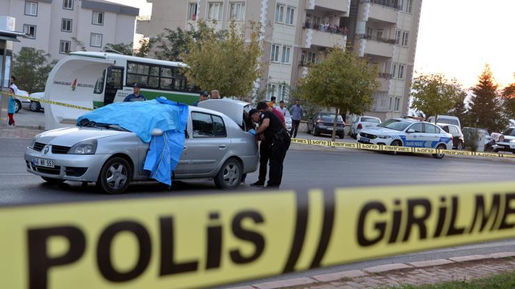 Çocuklarının gözü önünde öldürüldü