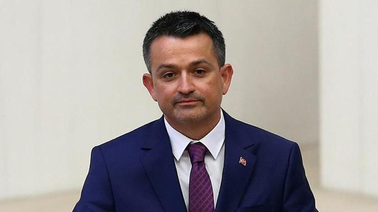 Bakan Pakdemirlinin annesi ve dayısı kazada yaralandı