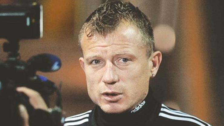 Serdar Kulbilge futbolu bıraktı