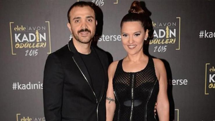 Okan Kurt, Demet Akalını sildi