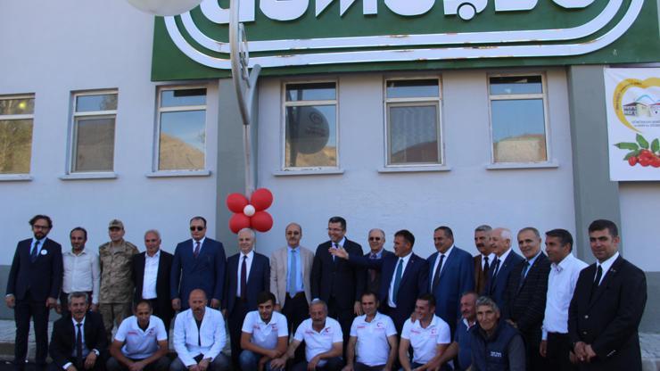 Gümüşhanede festival, kuşburnu suyu fabrikasının açılışı ile başladı