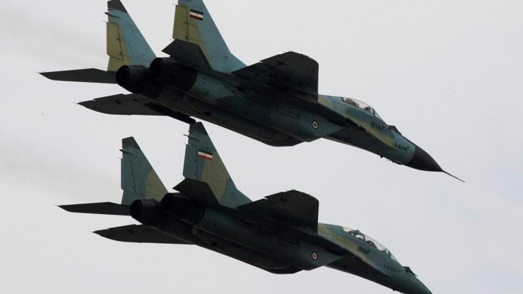 Son dakika... Moskovada jet düştü
