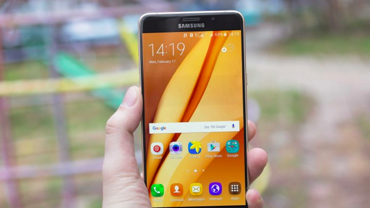 Galaxy A9 Pro güncellendi