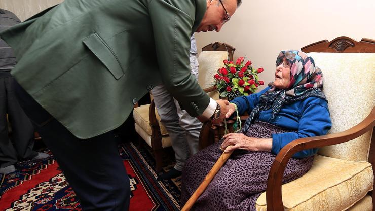 Emine nineden, duygulandıran Atatürk şiiri