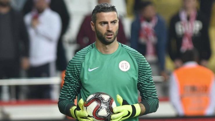 Bülent Korkmazdan kaleci Ferhat Kaplana övgü