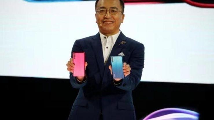 Honor, Magic 2’yi tanıttı.
