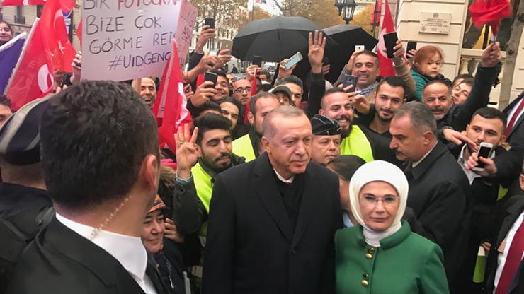 Cumhurbaşkanı Erdoğan Pariste
