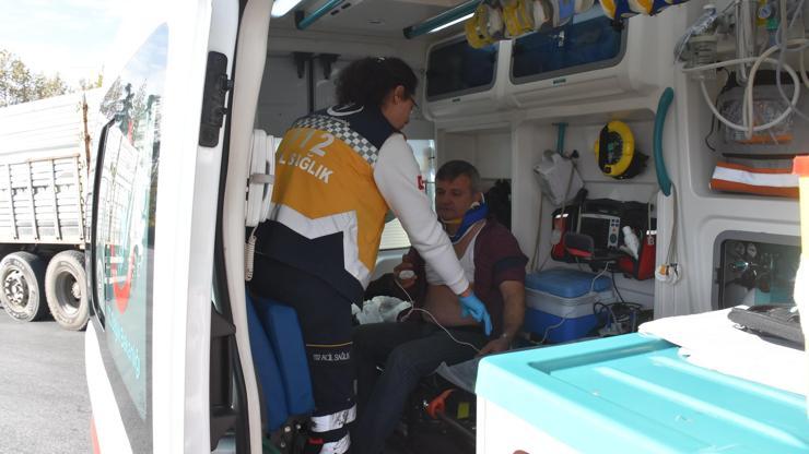 Edirnede midibüsle otomobil çarpıştı:1 yaralı