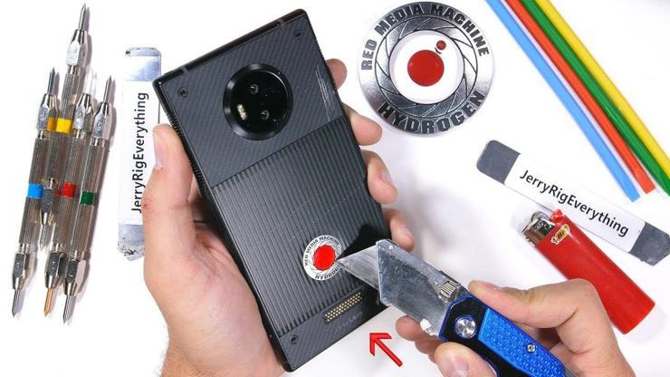 Red Hydrogen One, dayanıklılık testine tabi tutuldu