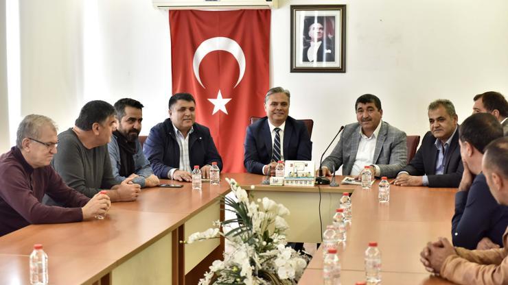 Başkan Uysal hal esnafını ziyaret etti