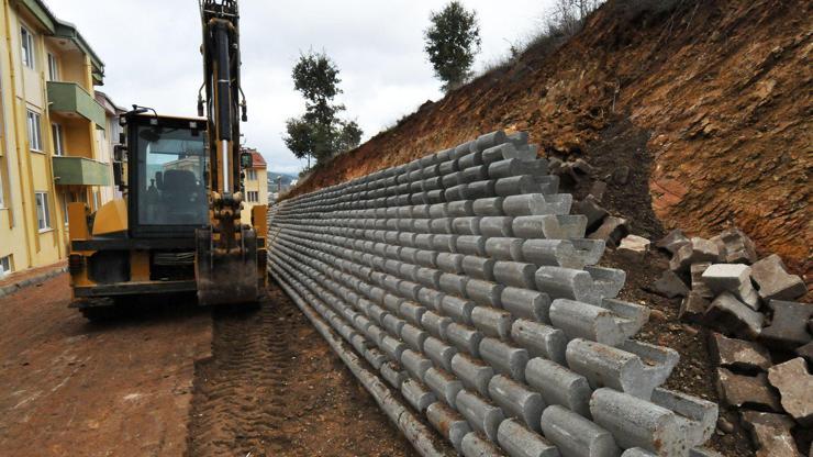 Çan Belediyesi, toprak kaymasını önlemek için çalışma başlattı