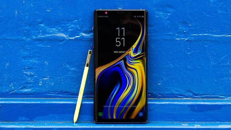 Galaxy Note 10 devasa bir ekranla gelecek