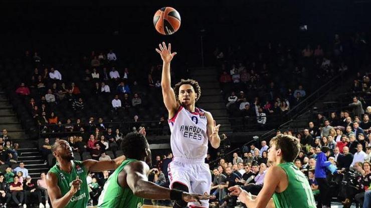 Türk derbisinde kazanan Anadolu Efes