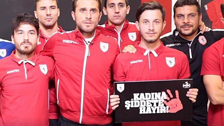 Samsunsporlu oyuncular ‘Kadına Şiddete Hayır’ dedi
