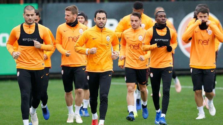 Galatasaray basına kapalı çalıştı