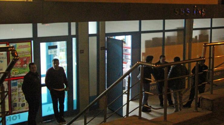 İstanbulda markette silahlı soygun