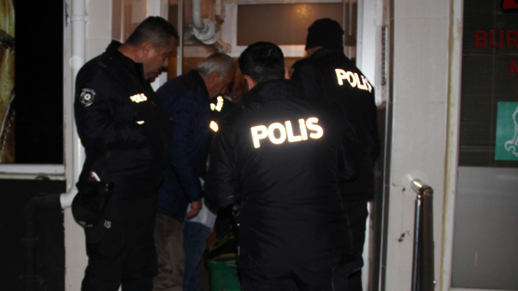 Üniversite öğrencisi evinde ölü bulundu