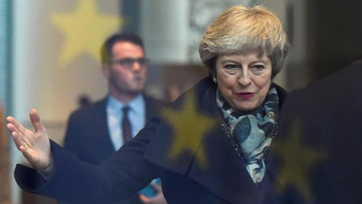 Son dakika... Mayden kritik Brexit açıklaması: Tarih verdi
