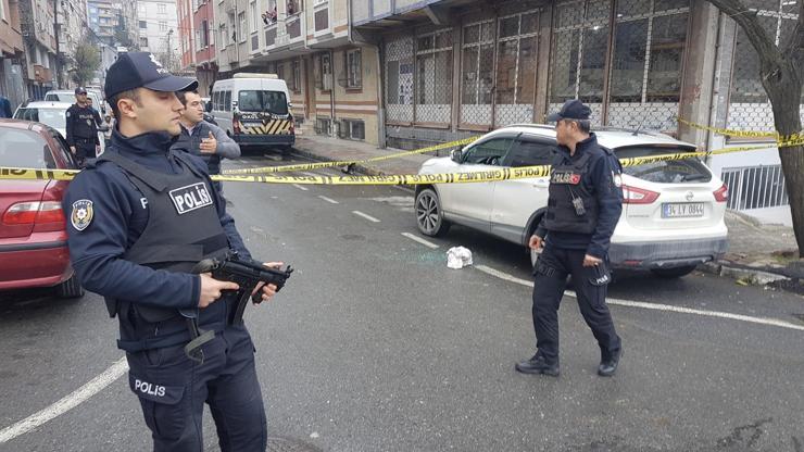 Gaziosmanpaşada cipe silahlı saldırı