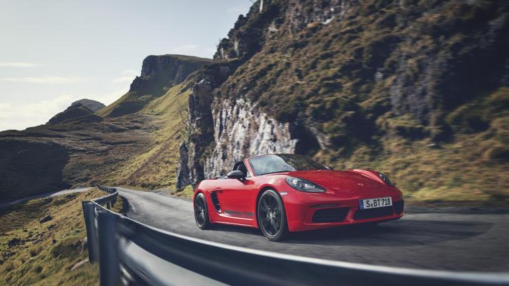 Porsche 718 ailesinin en saf hali