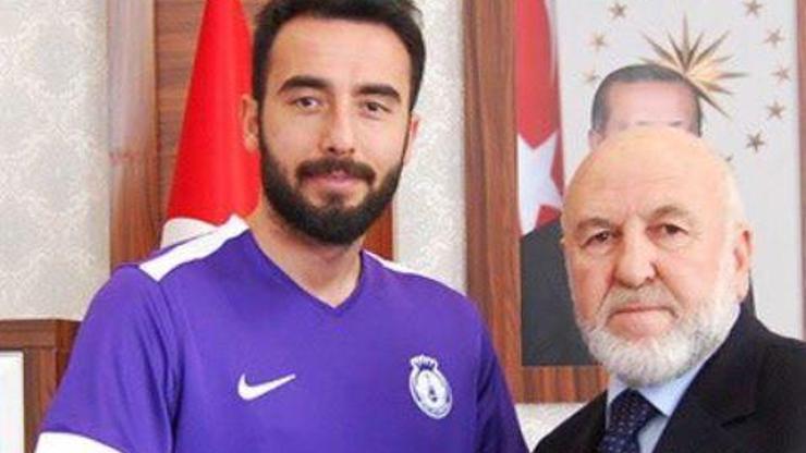 Afyonspor Emre Öztürkü kadrosuna kattı